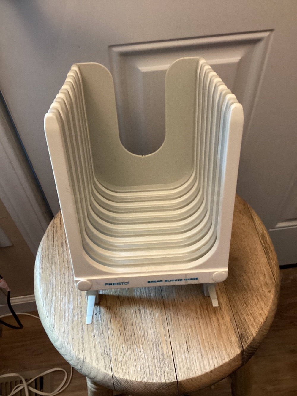 Presto Bread Slicing Guide.